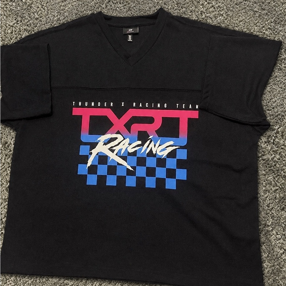 H&M Black V‑Neck Racing Tee with Pink & Blue Graphic
